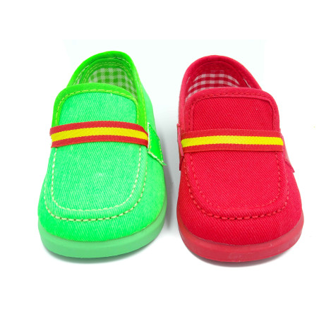 mocasin de tela fluorescente con suela de goma para niño