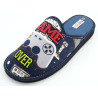 zapatilla de casa para caballero con mando de video juego